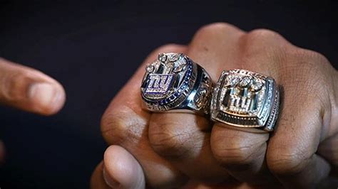 Osi Umenyiora reflects on Super Bowl Rings