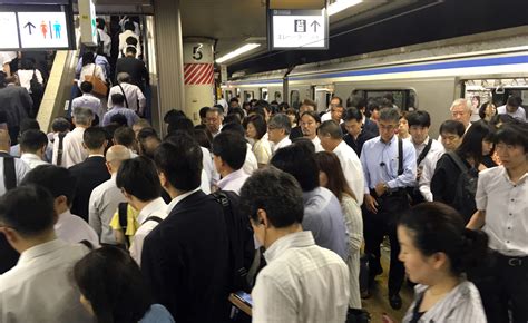 Tokyo plans new effort to ease commuter hell on rush-hour trains - The Japan Times