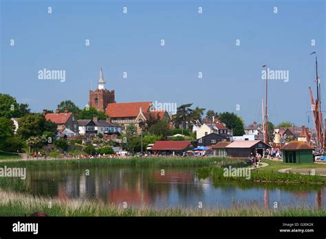 Maldon promenade park, Essex, England, UK - Spring 2016 Stock Photo - Alamy