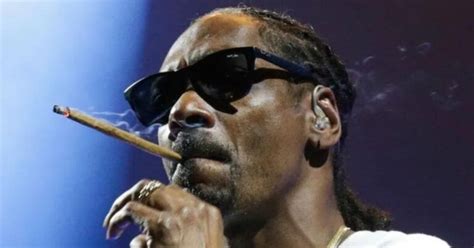 Why Did Snoop Dogg Quit Smoking? How Old Is Snoop Dogg Anyway?