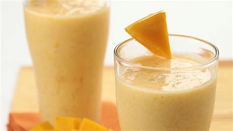 Mango-Lychee Smoothie Recipe | Yummy.ph