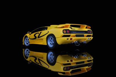 Lamborghini Diablo SV (yellow) - Welly