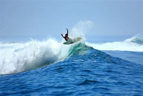 Malibu Lagoon, The Best Beach For Surfers! - Traveldigg.com