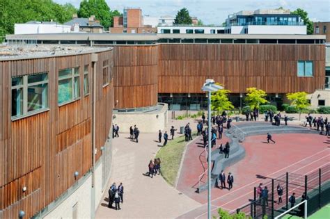 Summer Programmes @ City of London Academy Highbury Grove – Future Foundations