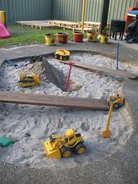 20 Fun DIY Sandbox Ideas For Kids Summertime | HomeMydesign