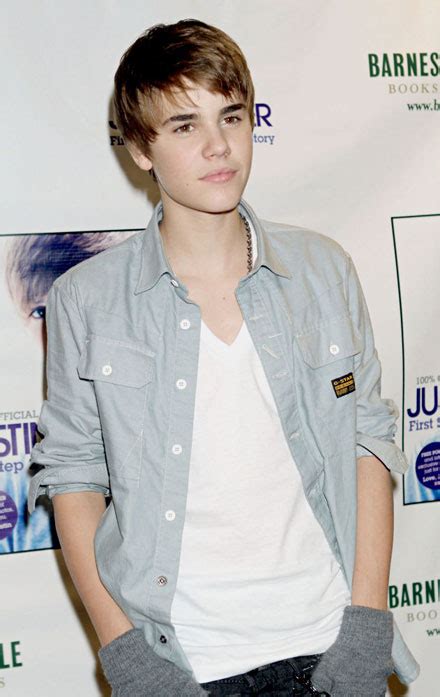 Justin Bieber With New Haircut 2011