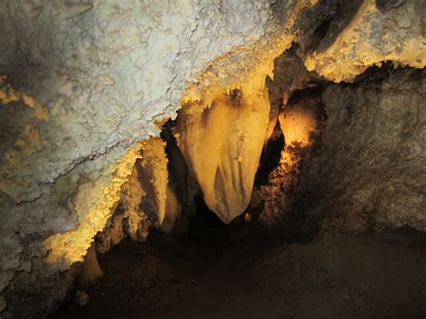 Timpanogos Cave National Monument - Utah's Adventure Family