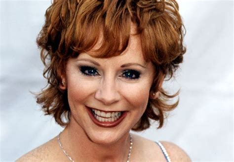 hair like reba mcentire | reba mcentire hairstyles | Reba McEntire: A Country Girl at Home in ...