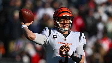 Joe Burrow Best Throws | Week 16 Bengals Highlights vs. New England ...