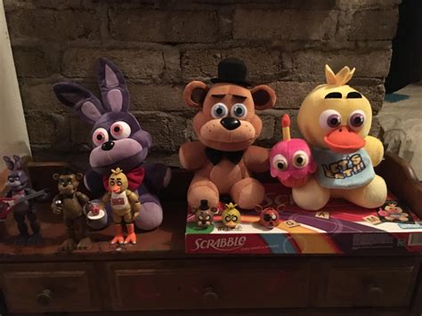 My whole collection of FNAF merchandise : r/fivenightsatfreddys