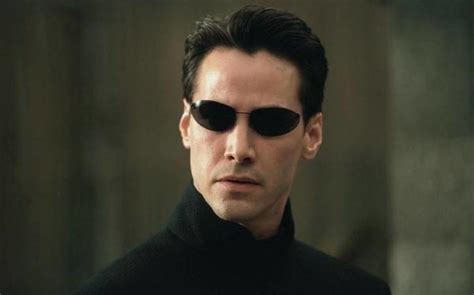 Neo's Old Hairstyle Is Back! Keanu Reeves' Buzz Cut Hints At Time Travel In The Matrix 4