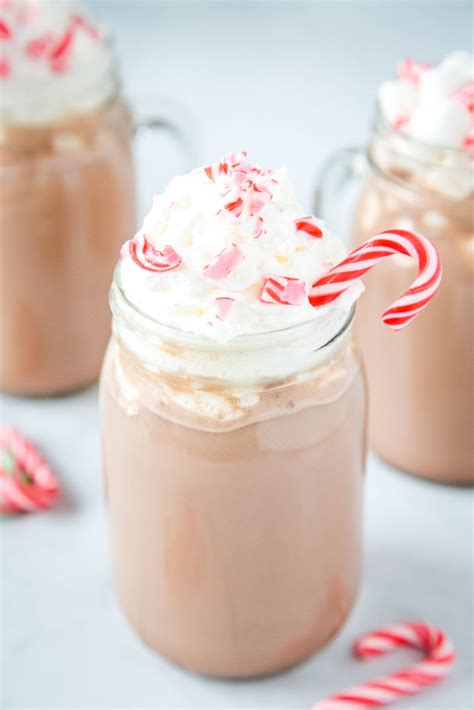 Peppermint Hot Chocolate | Dinners, Dishes & Desserts