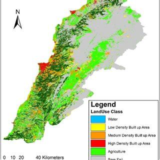 Maps of Lebanese population density over years: 2000, 2009 and 2018 ...