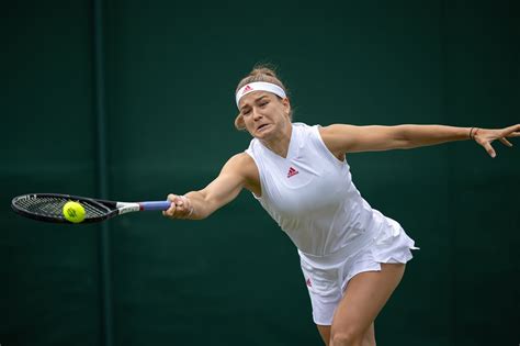 Karolina Muchova beats Anastasia Pavlyuchenkova - The Championships ...