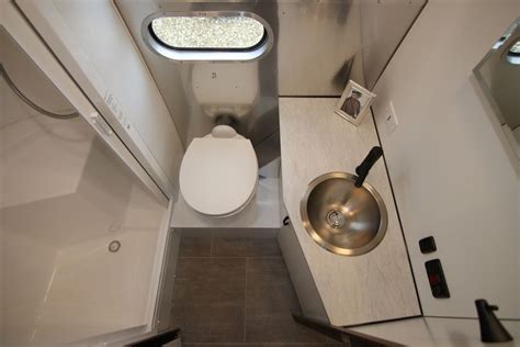 2020 Airstream Caravel 20FB 12562