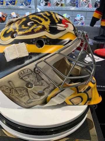 New: Linus Ullmark & Jeremy Swayman Signed Goalie Masks Winter Classic ...