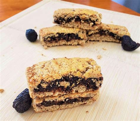 Healthy Fig Bars Recipe | The Leaf