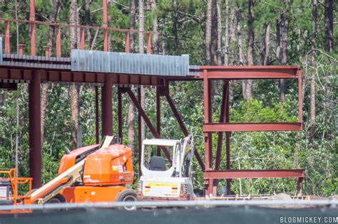 PHOTOS: New Parking Plaza Now Vertical at Disney's Hollywood Studios