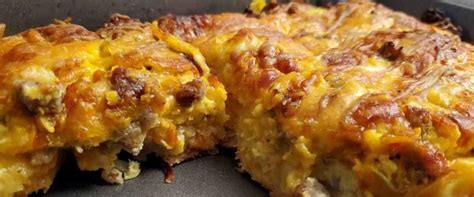 Thanksgiving Breakfast Casserole - RecipeMagik