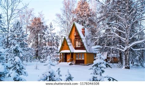 138,884 Snow House Wood Stock Photos, Images & Photography | Shutterstock