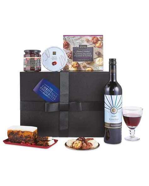 The Aldi 2020 Christmas hampers are the perfect affordable gift