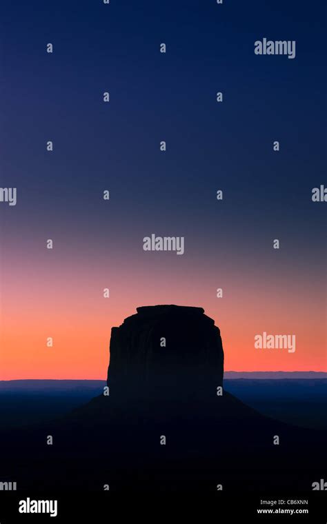 Sunrise Monument Valley Stock Photo - Alamy