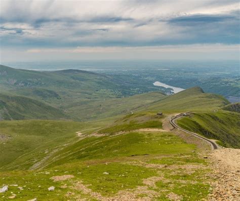 How to Hike the Snowdon Llanberis Path | Uk Outdoors