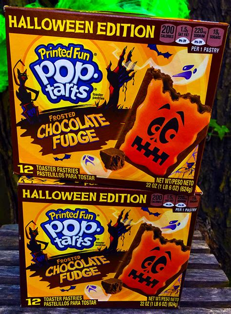 Frosted Chocolate Fudge Halloween Pop-Tarts! | Dinosaur Dracula!