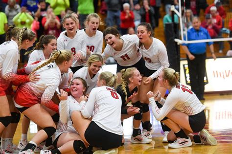 South Dakota high school volleyball scores: Nov. 9 state qualifiers