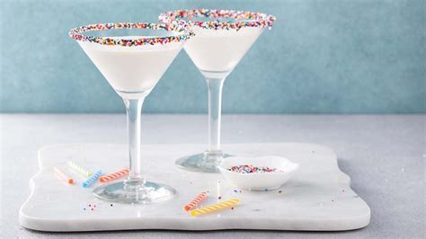 20 Best Birthday Cocktails to Drink