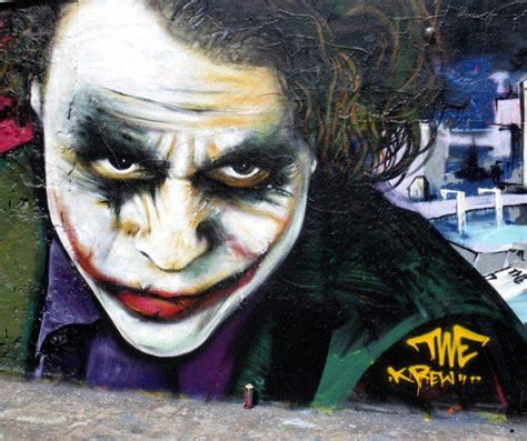 street art tribute to heath ledger's joker. | Street art, Amazing street art, Best street art