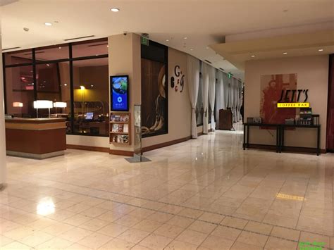 Flipboard: Review: Hyatt Regency DFW, DFW Airport Terminal C - Travel Codex