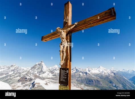 Klein Matterhorn Summit Cross, Zermatt, Switzerland Stock Photo - Alamy