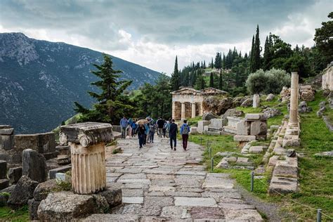 Delphi Day Trip from Athens 2024