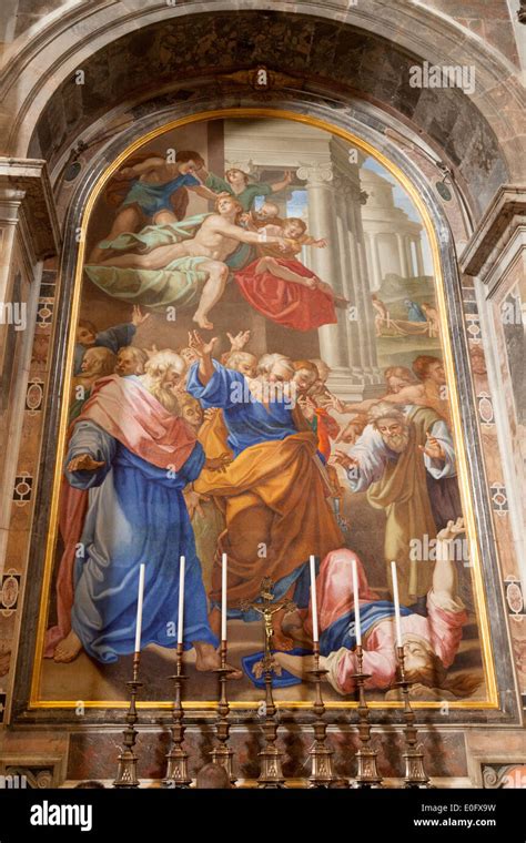 The Altar of St Peter, St Peters Basilica Church, Vatican City, Rome Stock Photo: 69191413 - Alamy