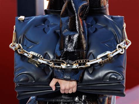 The Oversized Bags of Louis Vuitton Spring 2023 - PurseBlog