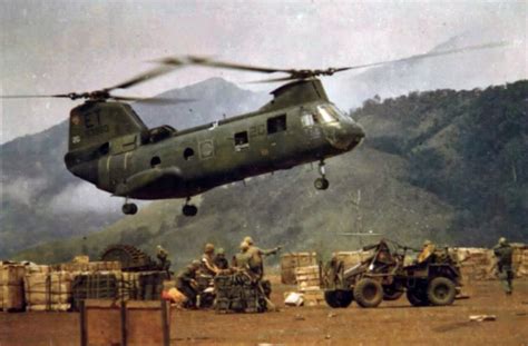 [OS] CH-46 lands supplies in Khe Sanh, February 1968, during the ...