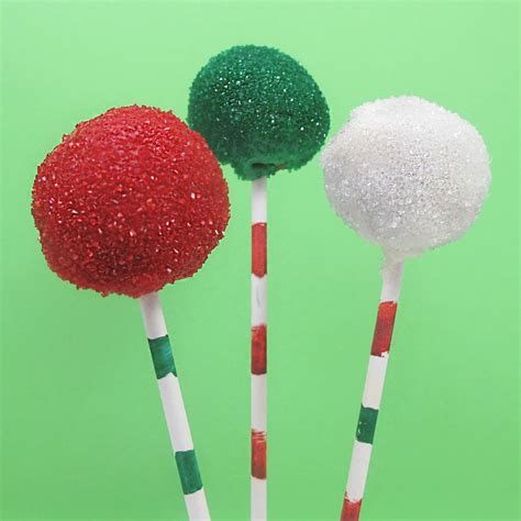 easy Christmas cake pops from the decorated cookie