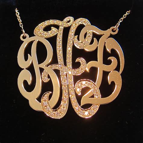 Medium 14k Gold Monogram Necklace With Diamond Middle Initial - Etsy