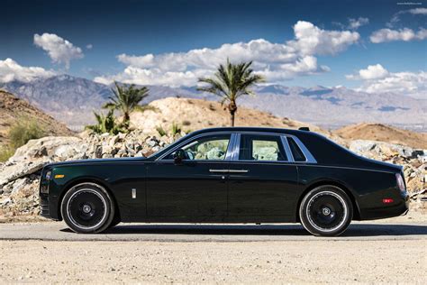 2022 Rolls-Royce Phantom US Version - Stunning HD Photos, Videos, Specs ...