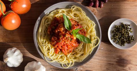 Chefs Reveal Go-To Easy Pasta Recipes - Thrillist