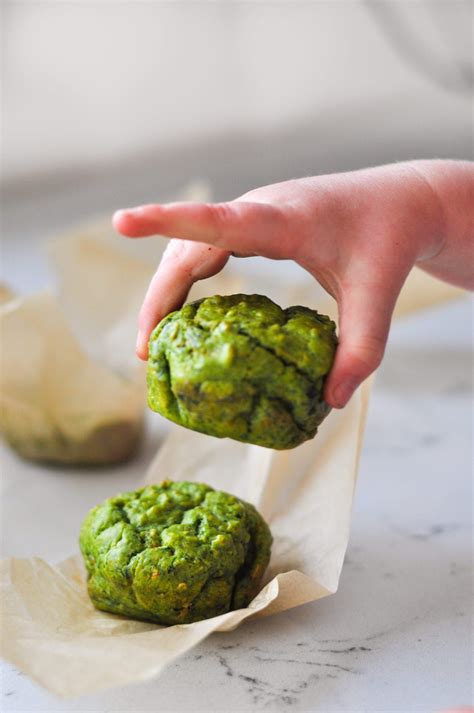 These healthy veggie muffins are kids-approved and the perfect snack on ...