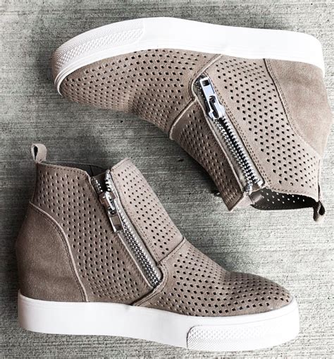 Following the wedge sneaker trend are these adorable Steve Maddens! | Wedge sneakers outfit ...