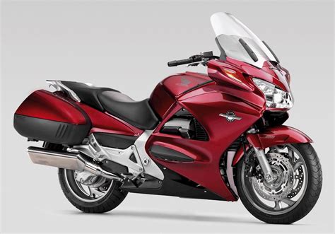 Honda ST1300 Pan-European, 2018 Motorcycles - Photos, Video, Specs, Reviews | Bike.Net