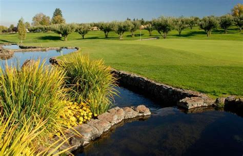 Apple Tree Golf Course in Yakima, Washington, USA | GolfPass