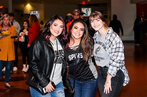 Photos: San Antonio Spurs fans show team spirit at AT&T Center