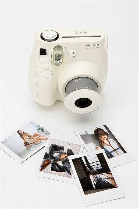 Hip Hostess: Mini Polaroid Photos