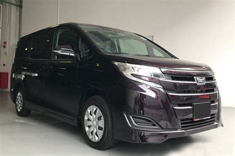 New Toyota Noah Car Prices, Photos, Specs, Features Singapore - STCars