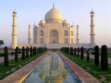 Who Is Taj Mahal Architecture – EcoTravellerGuide