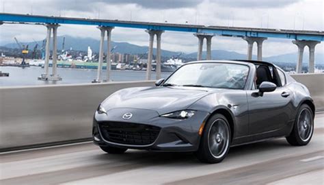 Tu carro Mazda MX-5 Miata es un eclipse total | Queens Latino